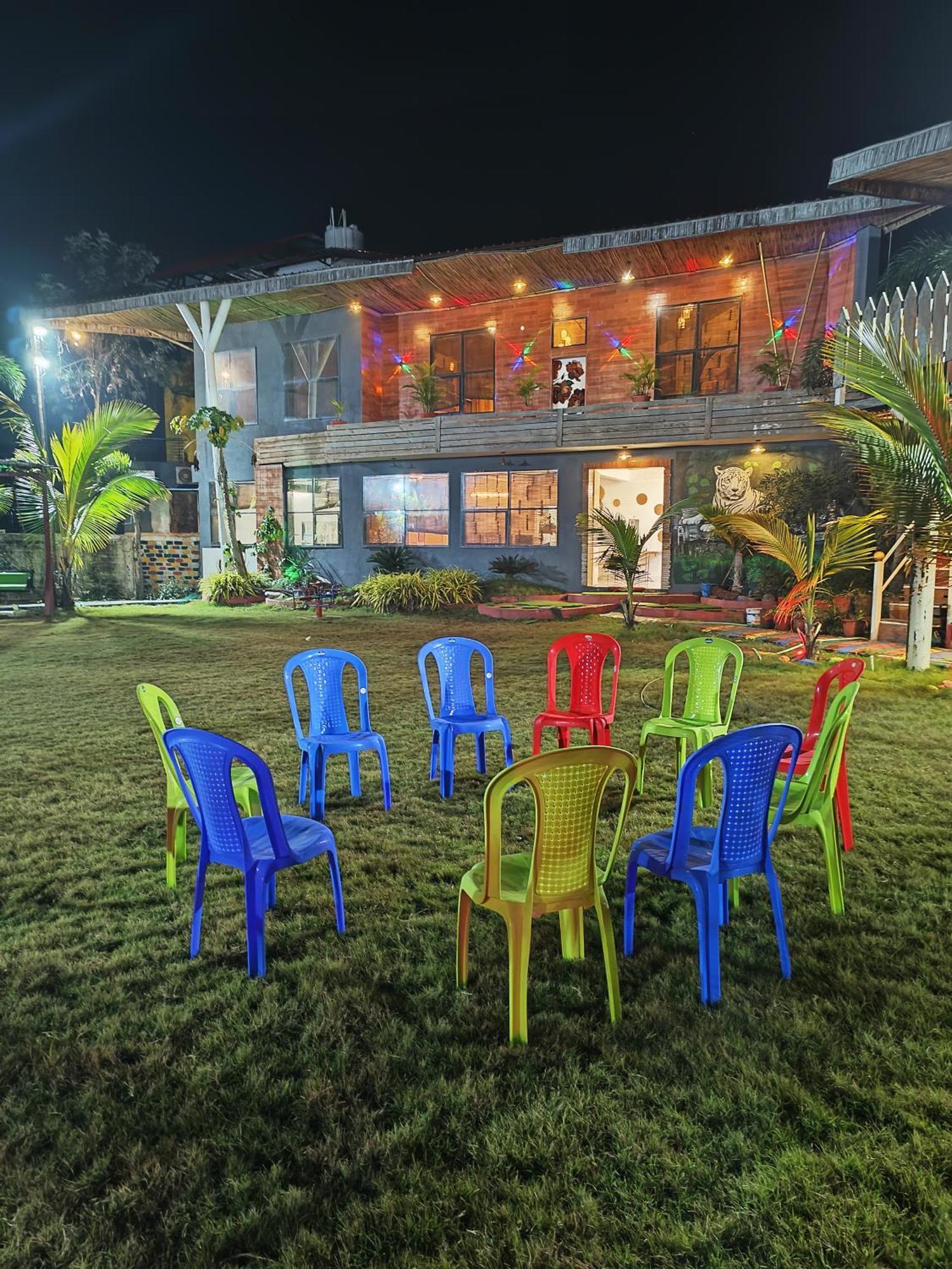 Leopard Farmhouse Mhow Exterior foto