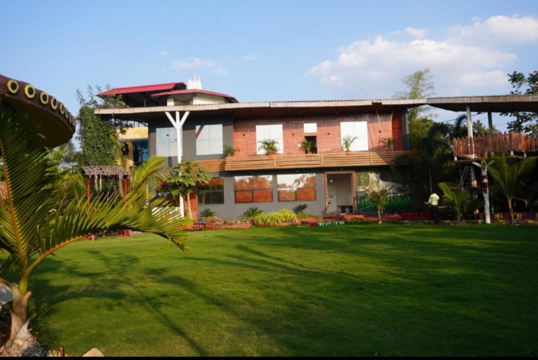Leopard Farmhouse Mhow Exterior foto