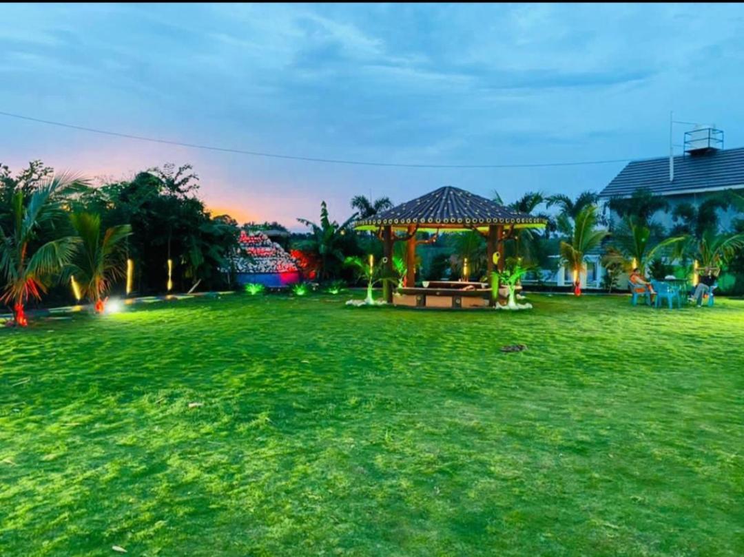 Leopard Farmhouse Mhow Exterior foto